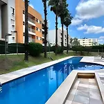 Flat Espacoso E Com Quintal Na Zona Sul