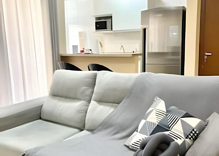Flat Espacoso E Com Quintal Na Zona Sul