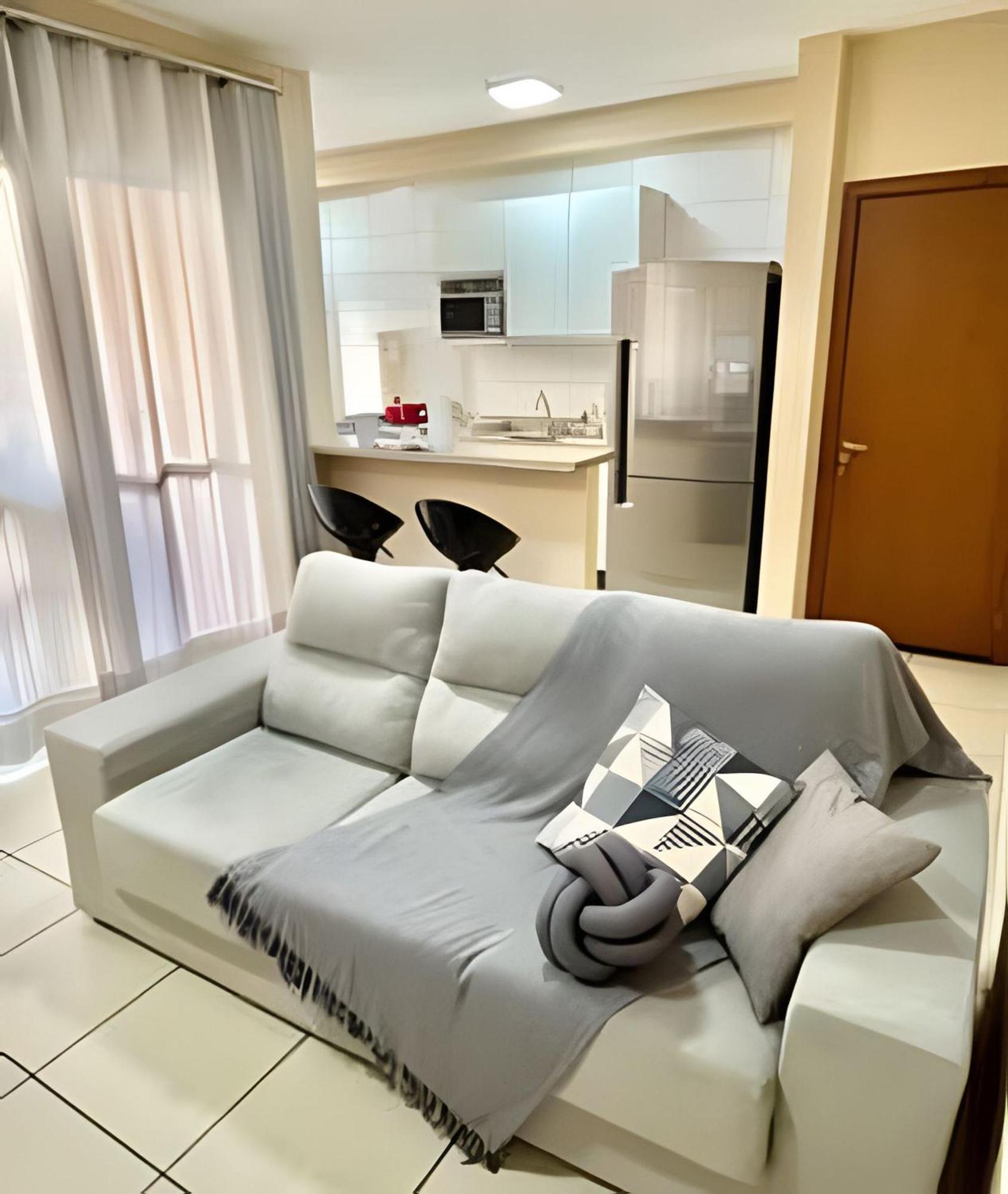 Flat Espacoso E Com Quintal Na Zona Sul